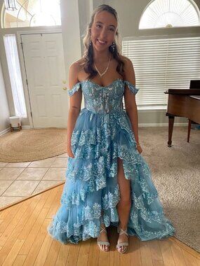 Prom Drezs size 2/4